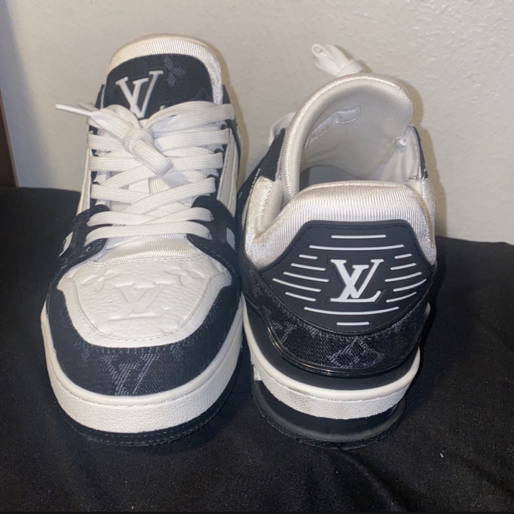 Louis Vuitton Trainer Sneakers, Size 8, worn once - Picture 2 of 4